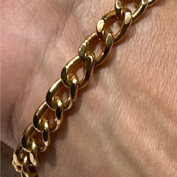 Chanel CC Chain Bracelet - Picture 9 of 14